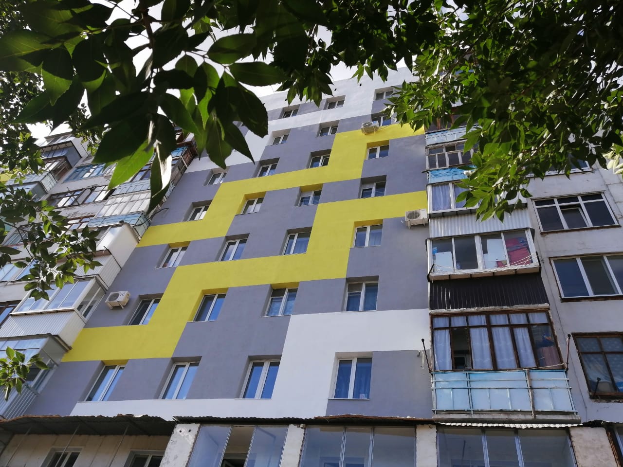 Капитальный ремонт дома по ул. Дзержинского, 38 в самом разгаре.