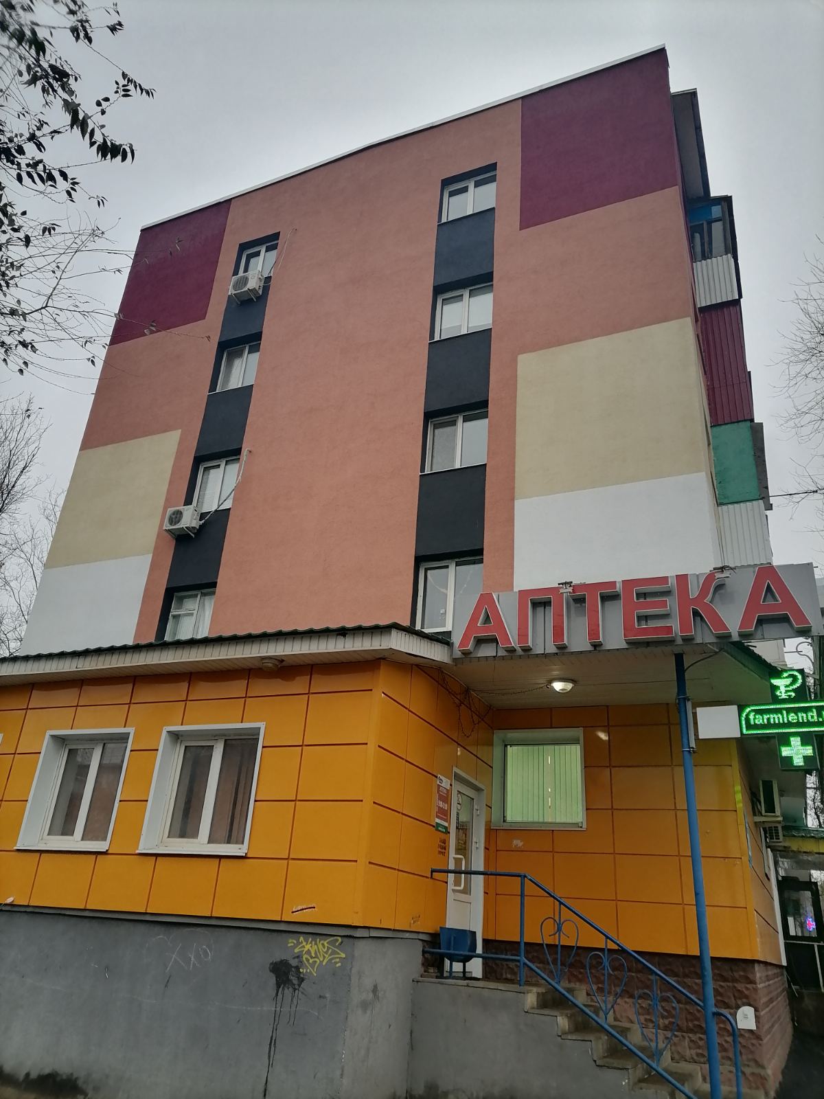 Завершен ремонт кровли и фасада в доме по ул.Луговой, 83.