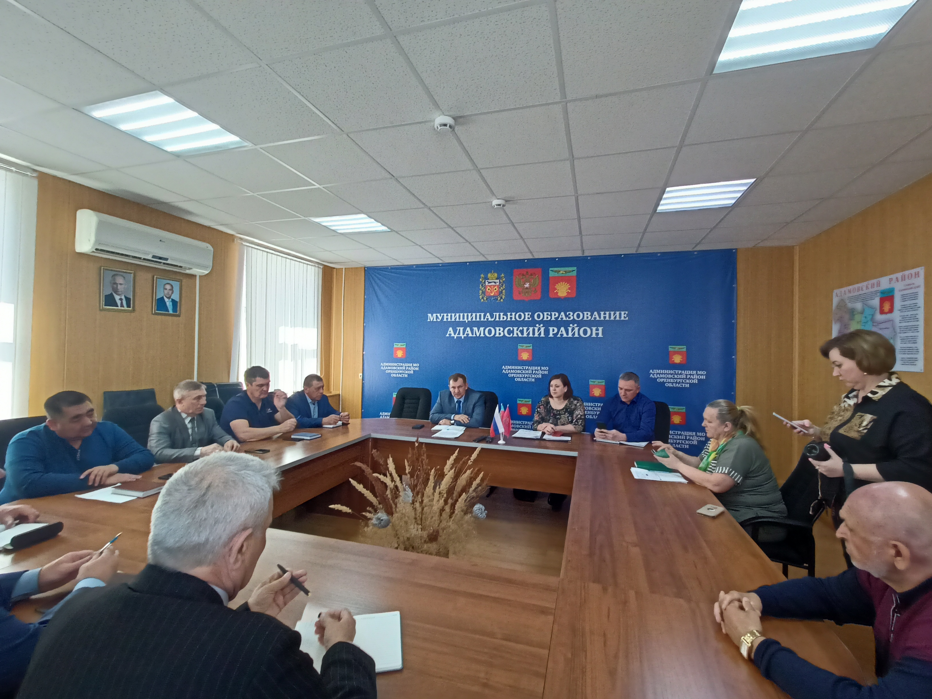 Встреча в Адамовском районе  показала высокий уровень заинтересованности района и муниципалитетов в реализации региональной программы.