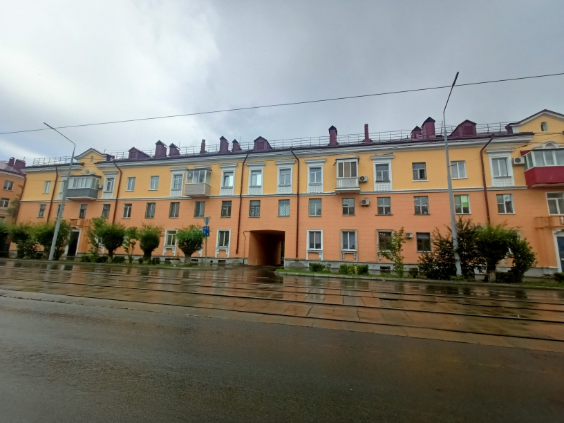 В Новотроицке продолжается ремонт исторической части города.