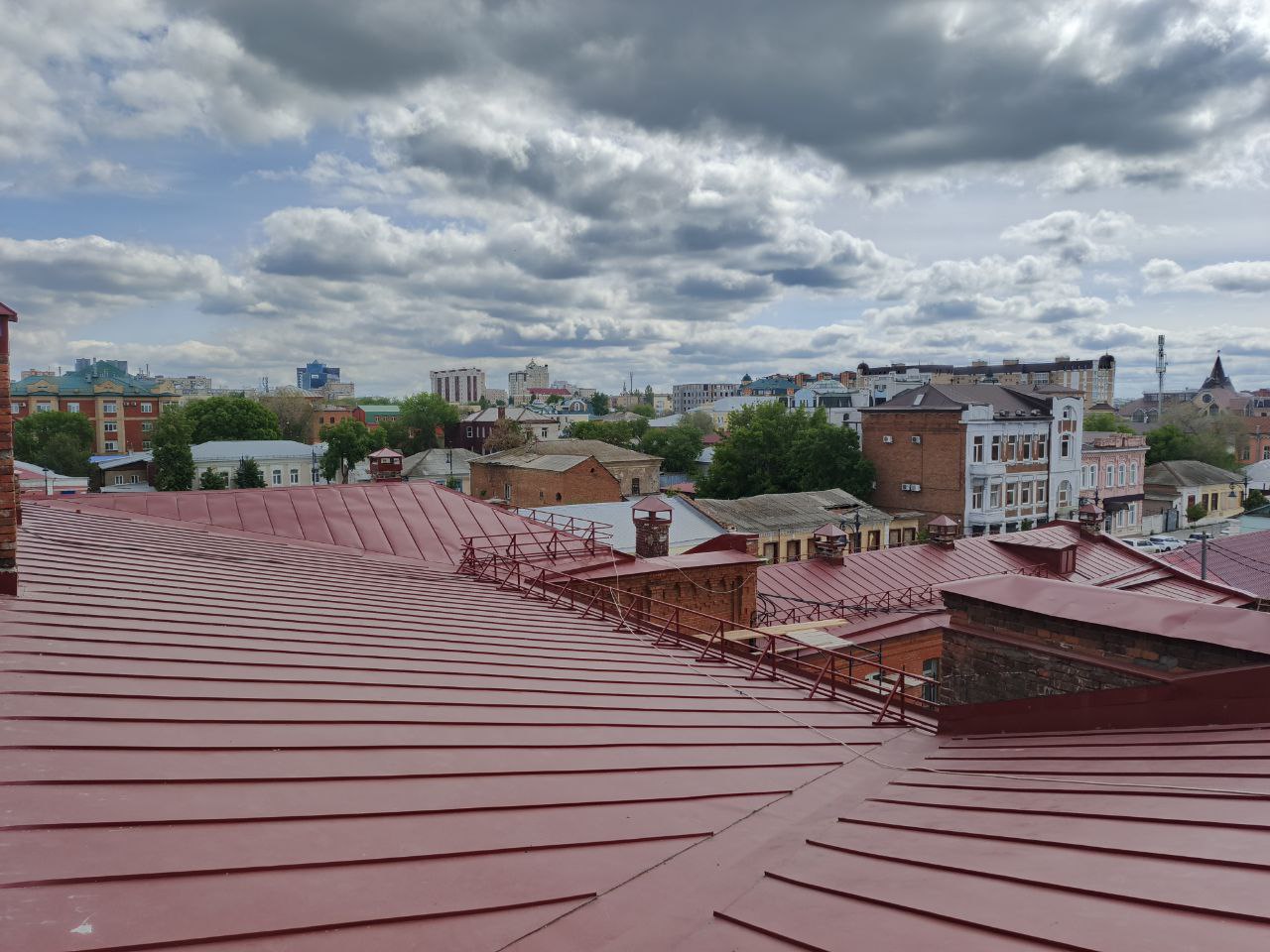 В красивом кирпичном доме с богатой историей  в центре Оренбурга прошла приемочная комиссия.